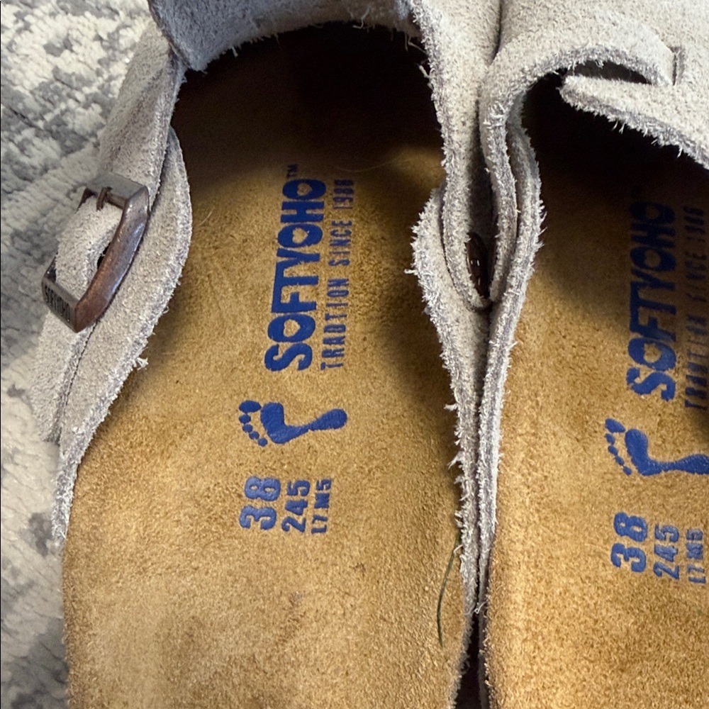 Clogs - Picture 10 of 10